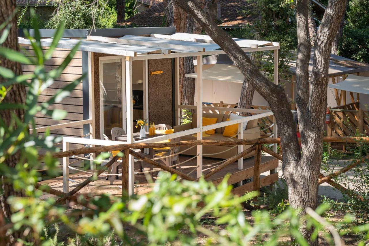 Camping Il Capannino Glamping Village マリーナ・ディ・ビッボーナ エクステリア 写真